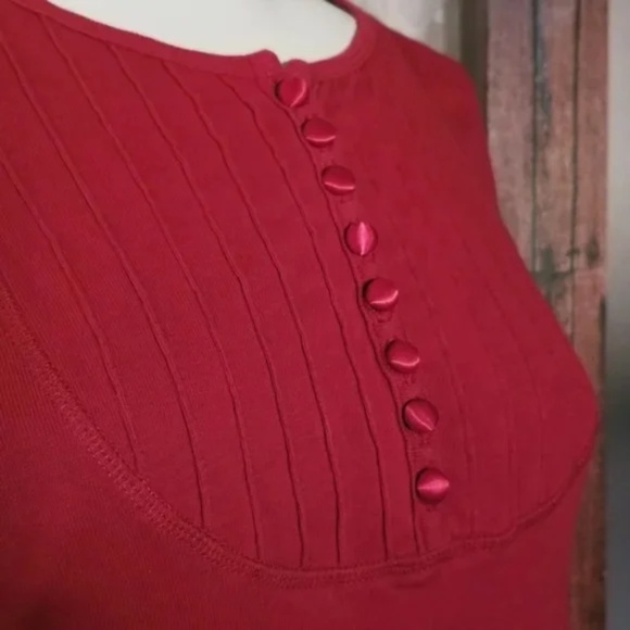 Moda International Satin Button Henley - Picture 6 of 7